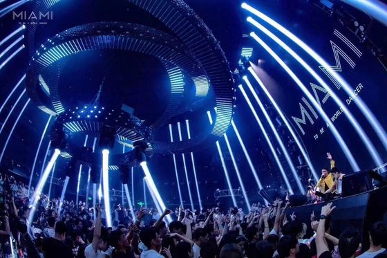 Aluminum Square Night Club Lighting Circle Lights Truss Lift Rotating