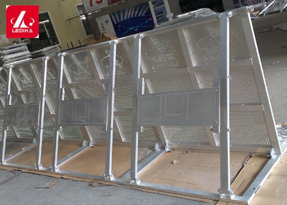 Safe Aluminum Mojo Barricade Concert Crowd Control Barrier For Events